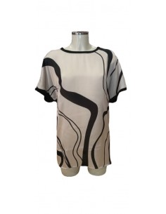 Casacca manica scesa, Luisa Viola