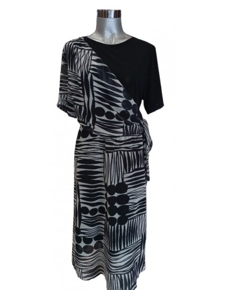 Abito con pannello trasversale, Alma Righi