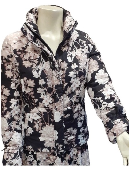 Piumino fantasia floreale, Concept