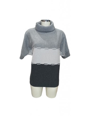 Poncho a ciambella, Gioroga