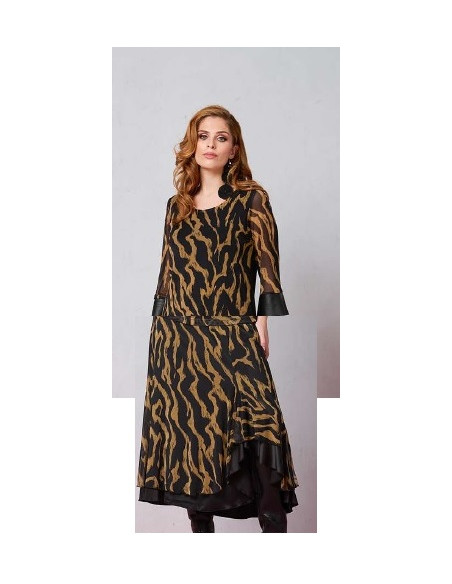 Casacca e gonnellone fantasia , Quiin 21